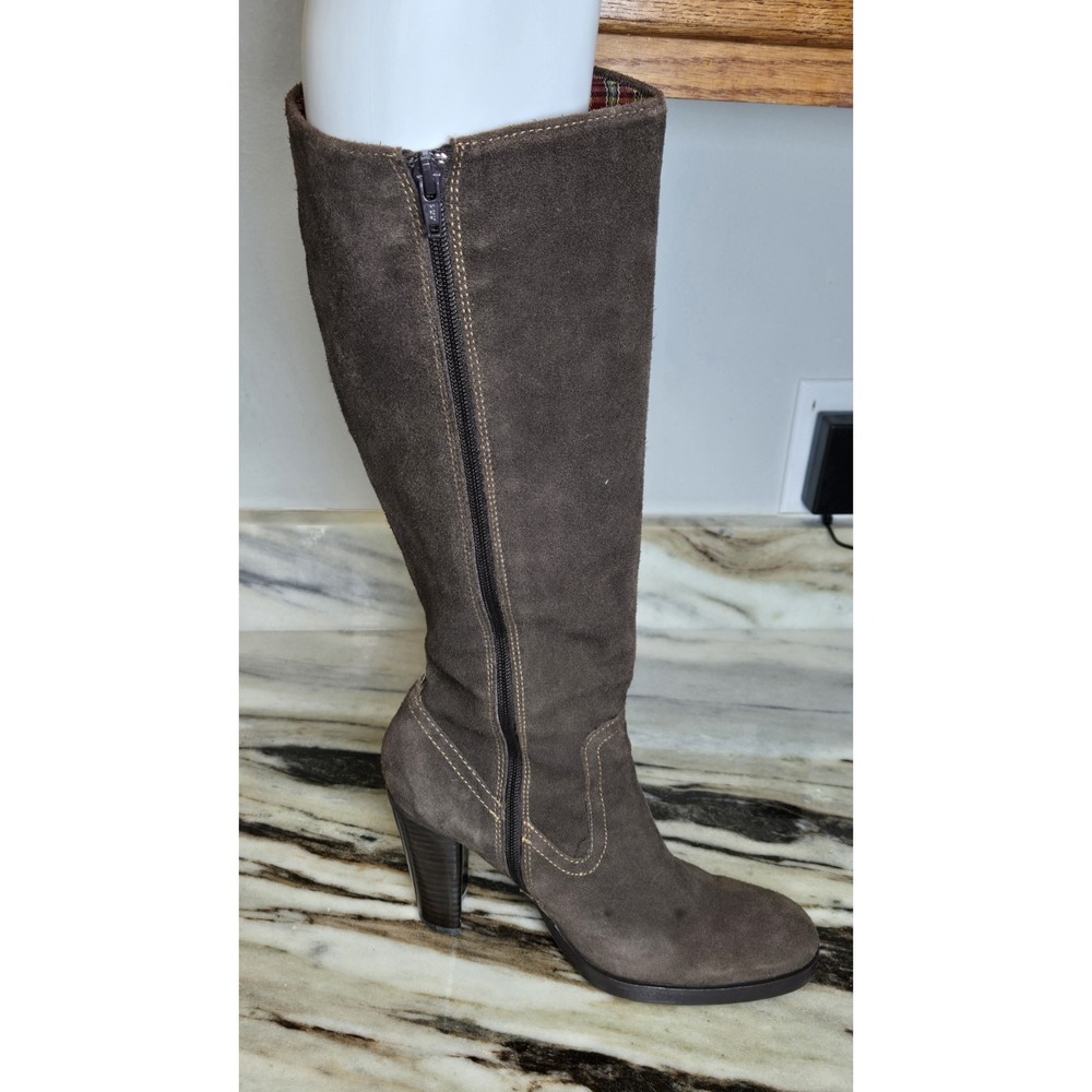 Kaya Knee High‎ Brown Suede Boots Women's Size 10